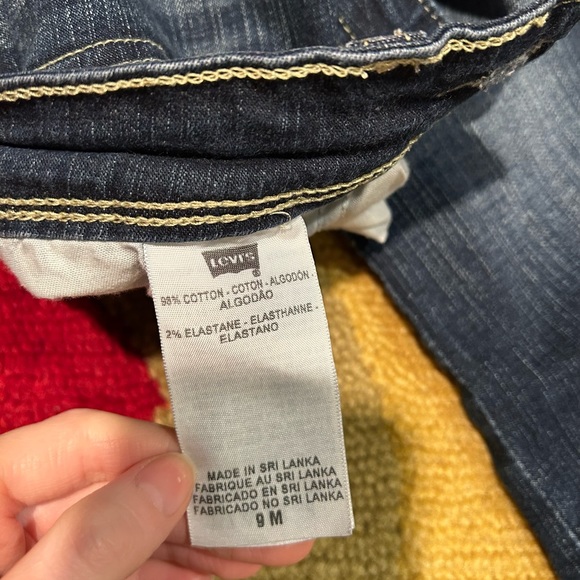 Levi’s Dark Wash y2k Denim Jean Capri Pants Zipper Ankle Junior’s Size 3 - Picture 9 of 11